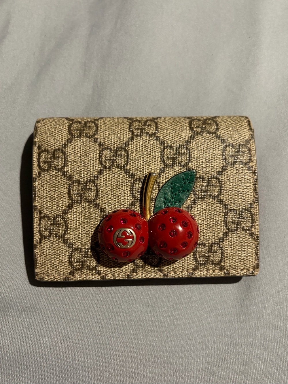 Missing Stone - Gucci GG Supreme Cherries Wallet